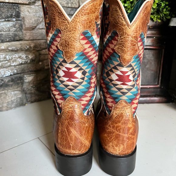 Ariat Teal and Black Leather Western Boots - Picture 2 of 13